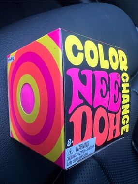 🌈 NeeDoh Color Change Pink>Purple 🩷#viral #squishy #groovy #toytok